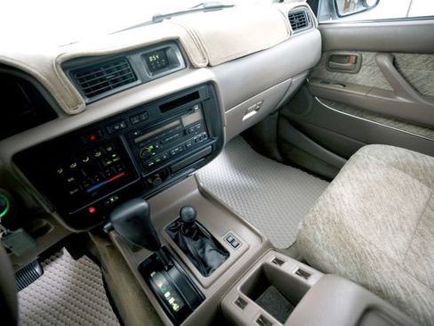 Used 1995 Toyota Land Cruiser AWD/4WD image 8