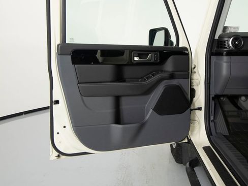 Used 2024 INEOS Grenadier AWD/4WD image 10