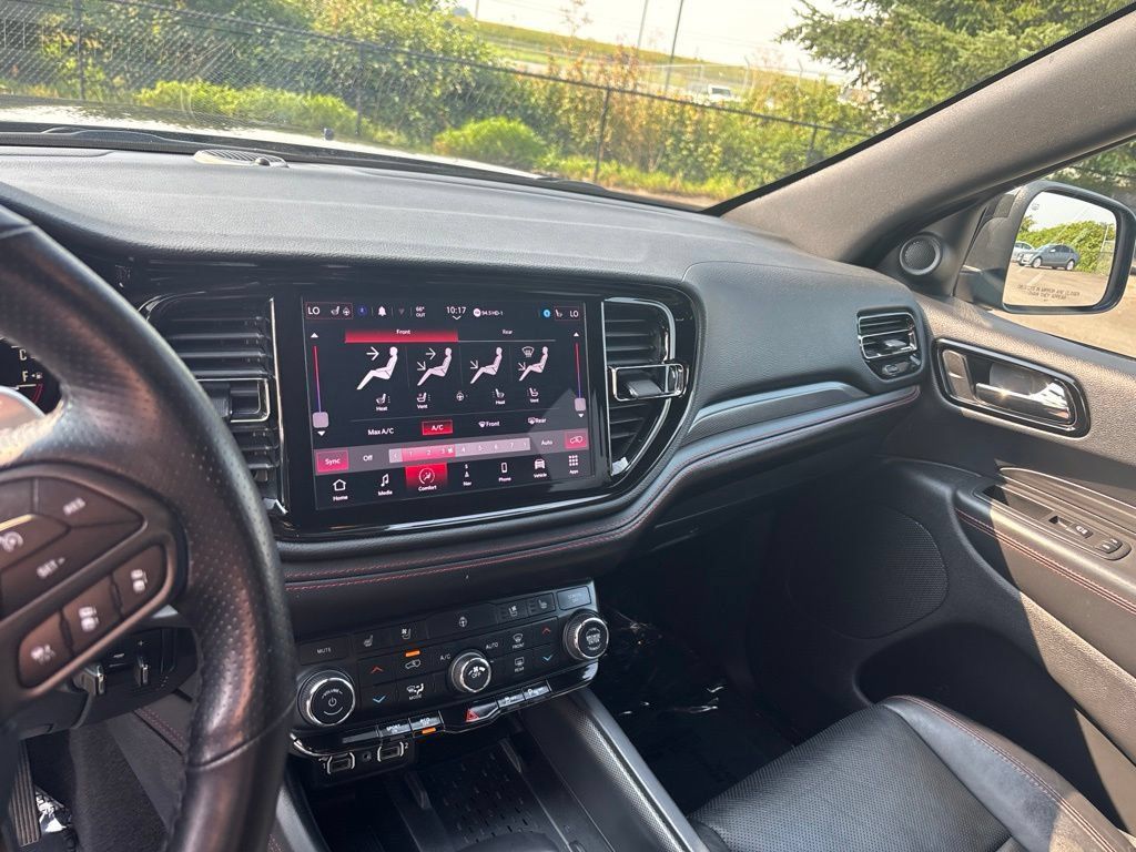 Used 2025 Dodge Durango R/T AWD/4WD image 10