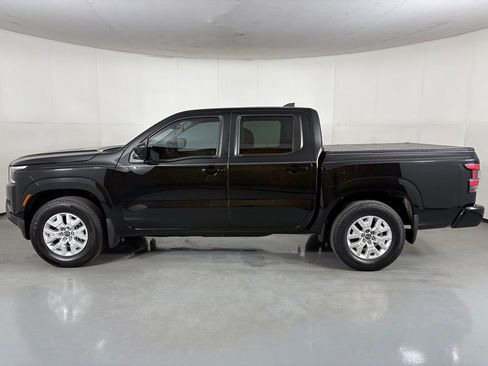Used 2022 Nissan Frontier SV w/ SV Premium Package RWD image 5