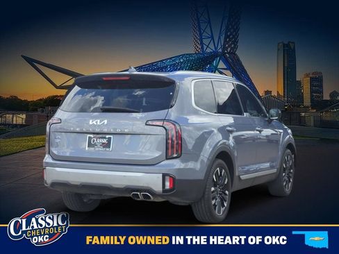 Used 2024 Kia Telluride SX FWD image 7