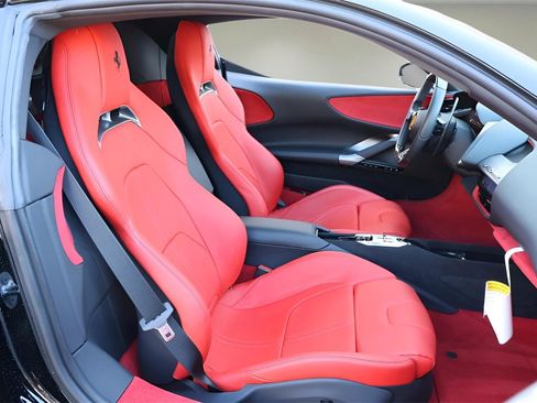 Used 2023 Ferrari SF90 Stradale image 13