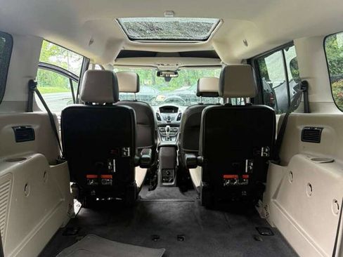 Used 2016 Ford Transit Connect Titanium FWD image 13