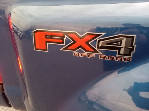 Used 2022 Ford F350 Limited image 11