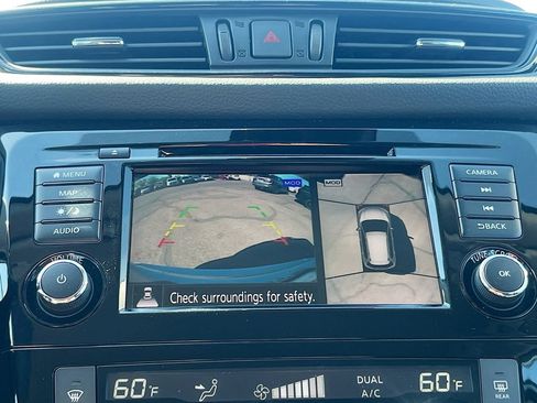 Used 2020 Nissan Rogue SL FWD image 14