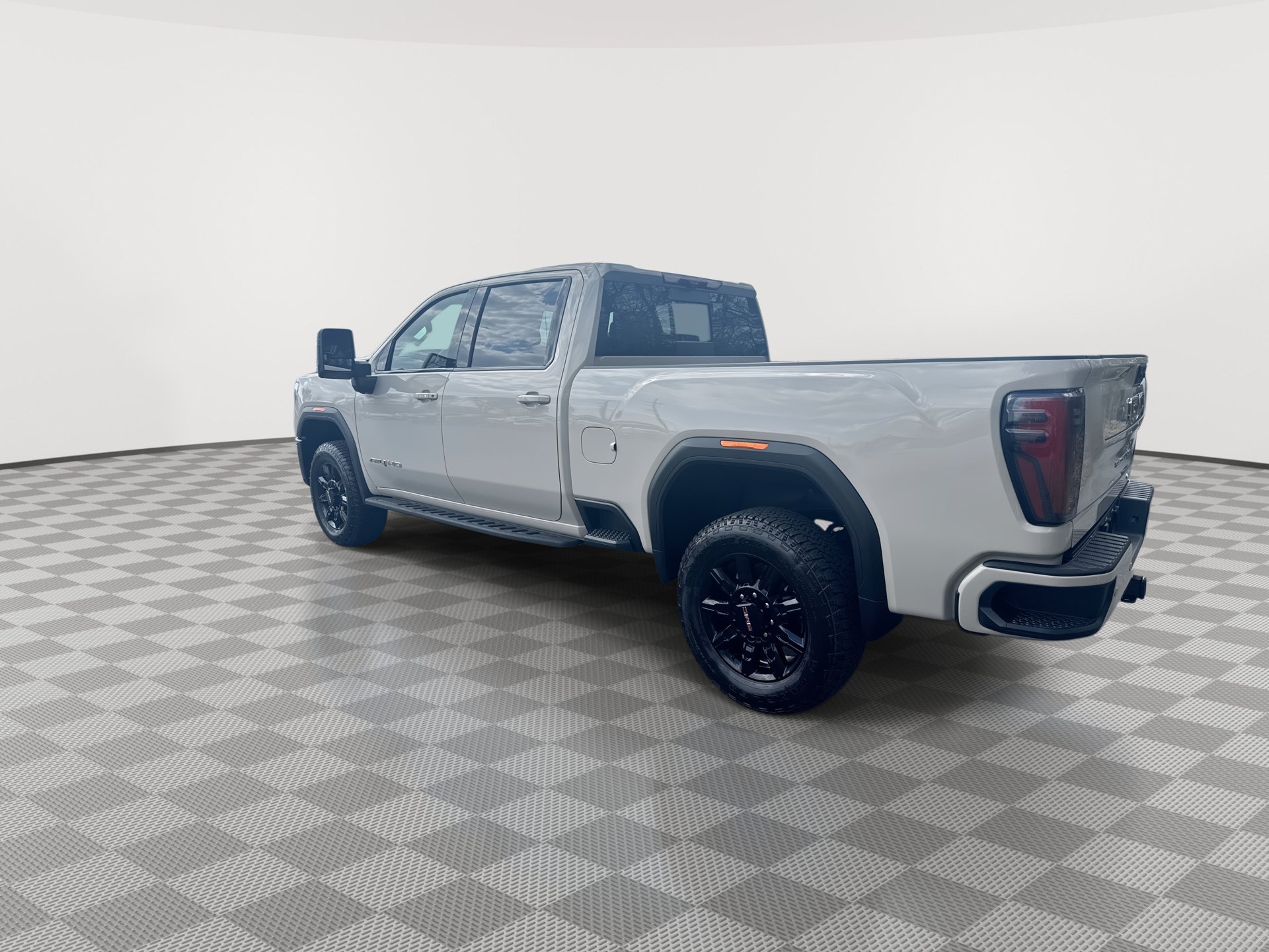 New 2026 GMC Sierra 2500 AT4 w/ AT4 Premium Plus Package AWD/4WD image 6