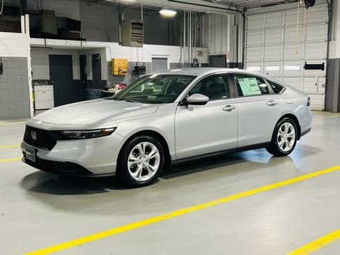 New 2026 Honda Accord LX image 12