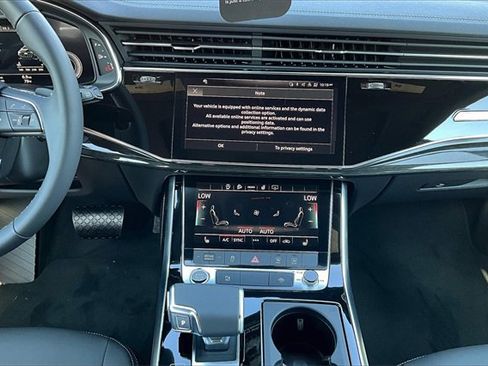 New 2026 Audi Q8 Premium image 7
