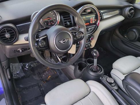 Used 2019 MINI Cooper S w/ Signature Upholstery Package image 10