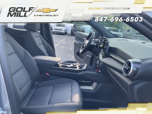 Used 2026 Chevrolet Equinox LT AWD/4WD image 30