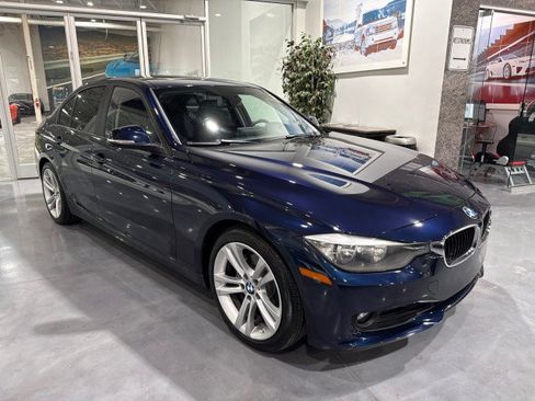 Used 2013 BMW 328i xDrive Sedan AWD/4WD image 16