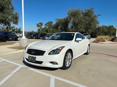 Used 2014 INFINITI Q60 Journey w/ Premium Package image 2