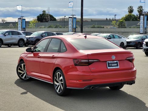 Used 2019 Volkswagen Jetta GLI FWD image 6