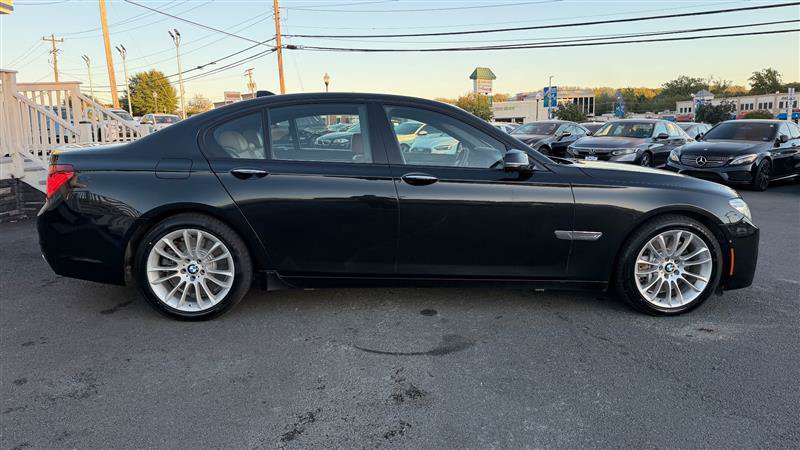 Used 2015 BMW 750i xDrive AWD/4WD image 7