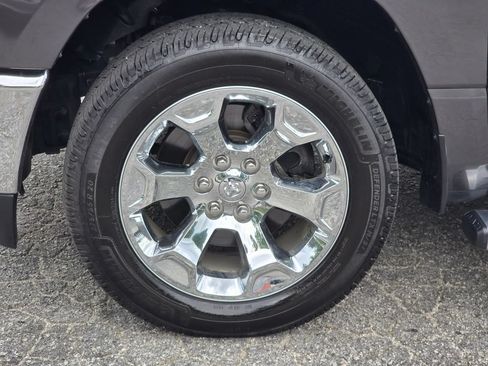 Used 2022 RAM 1500 Big Horn AWD/4WD image 12