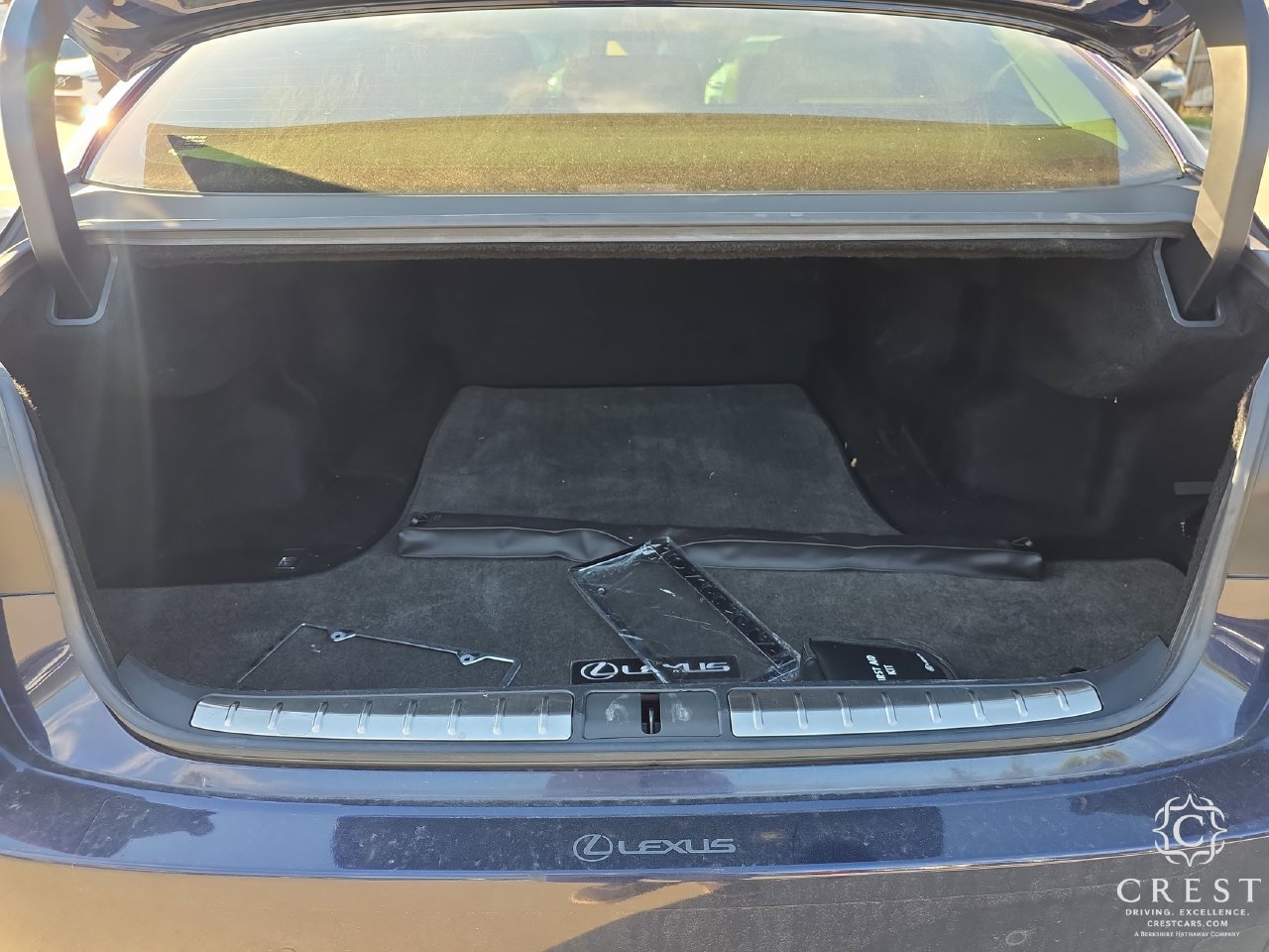 Used 2018 Lexus LS 500 w/ Luxury Package RWD image 27