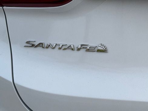 Used 2020 Hyundai Santa Fe SEL image 23
