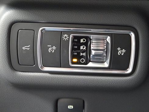 New 2026 Lincoln Nautilus Premier w/ Equipment Group 102A image 24