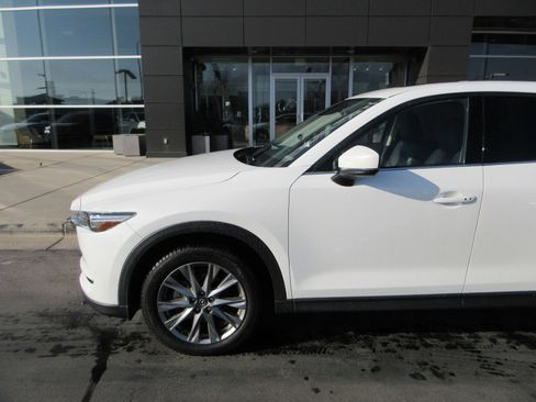 Used 2021 MAZDA CX-5 Grand Touring Reserve image 2