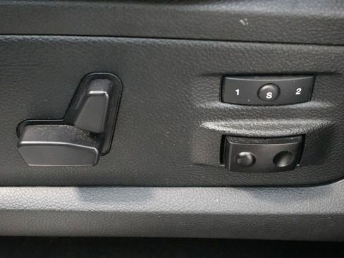 Used 2018 RAM 1500 Limited image 18