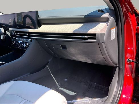 Used 2025 Hyundai Sonata SEL FWD image 19