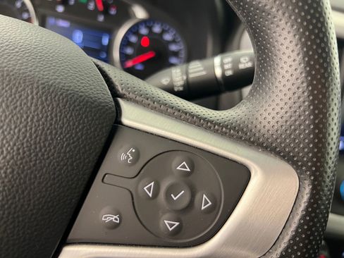 Used 2023 GMC Acadia SLE w/ Driver Convenience Package image 26