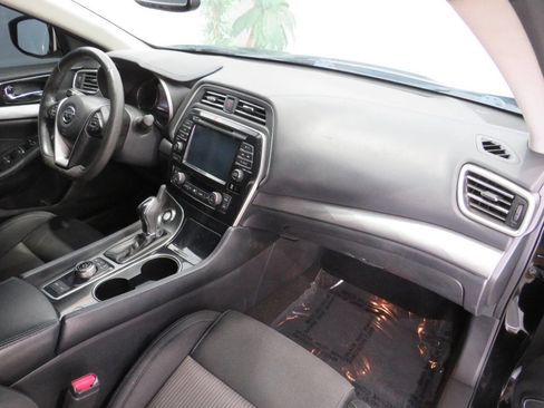 Used 2017 Nissan Maxima 3.5 S image 9