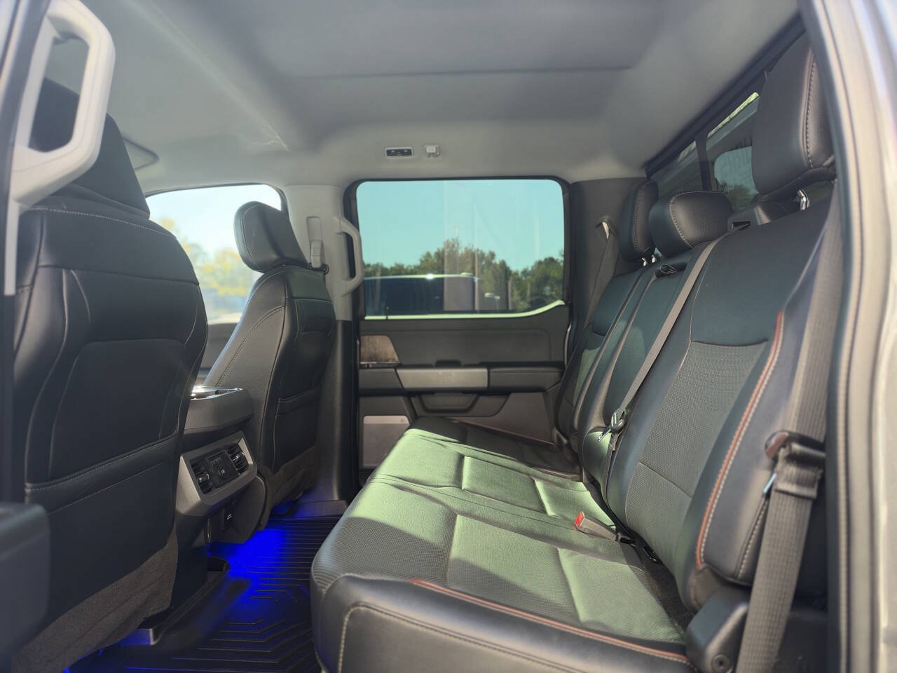 Used 2023 Ford F250 Lariat AWD/4WD image 35