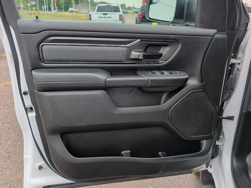 Used 2023 RAM 1500 Big Horn AWD/4WD image 33