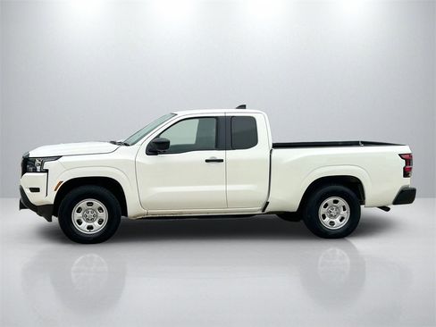 Used 2024 Nissan Frontier S w/ Technology Package image 8