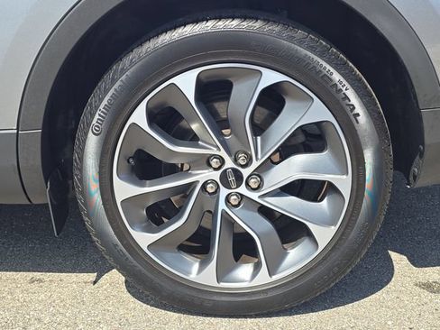 Certified 2023 Lincoln Nautilus Reserve AWD/4WD image 28