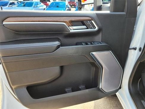 Certified 2024 Chevrolet Silverado 2500 High Country w/ Technology Package image 20