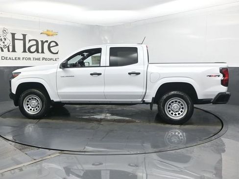 New 2026 Chevrolet Colorado W/T image 30