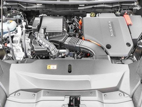 New 2026 Nissan Rogue SL AWD/4WD image 9