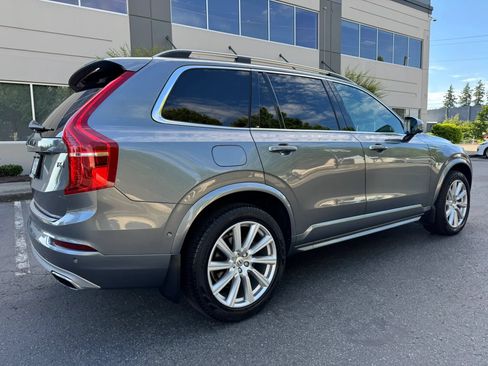Used 2017 Volvo XC90 T6 Momentum w/ Vision Package AWD/4WD image 11
