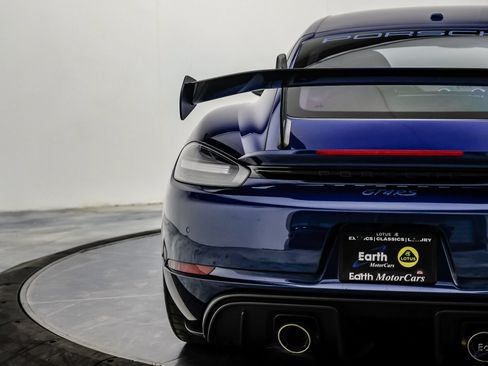 Used 2025 Porsche 718 Cayman GT4 RS RWD image 16
