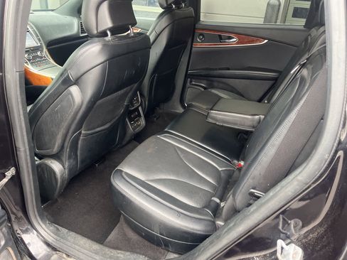 Used 2019 Lincoln Nautilus Reserve image 18