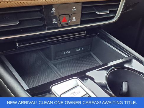 Used 2024 Volkswagen Atlas Cross Sport SE w/ Panoramic Sunroof Package FWD image 14