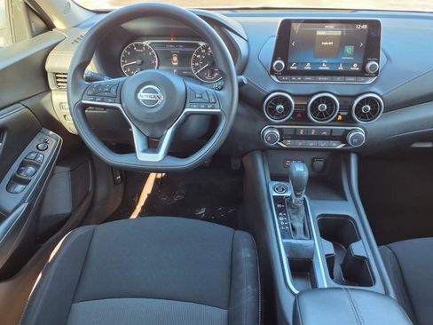 Used 2023 Nissan Sentra SV image 5