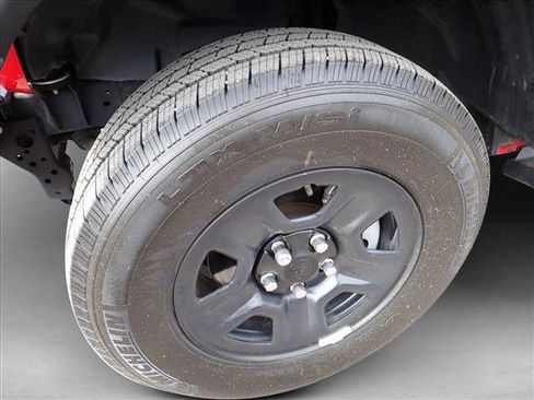 Used 2019 Jeep Wrangler Unlimited Sport image 7