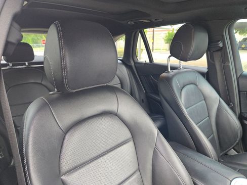 Used 2022 Mercedes-Benz GLC 300 4MATIC image 31