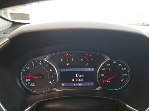 Used 2022 Chevrolet Equinox Premier AWD/4WD image 8