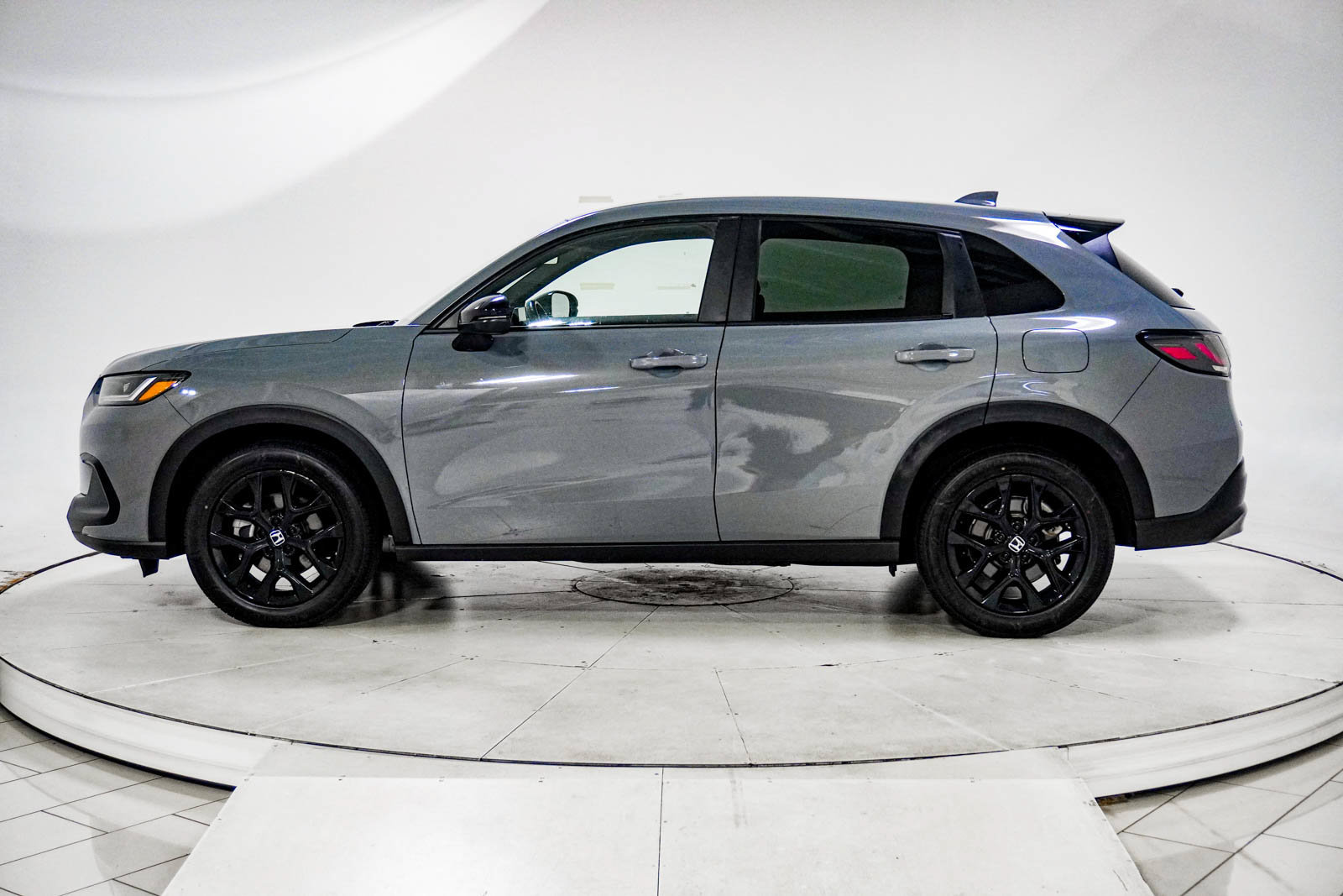 Used 2024 Honda HR-V Sport image 5