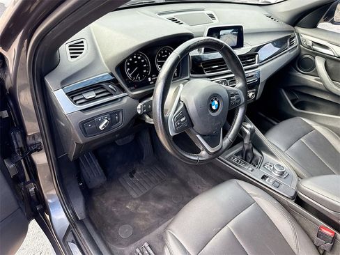 Used 2019 BMW X1 xDrive28i image 10