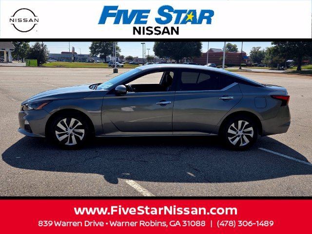 Used 2022 Nissan Altima 2.5 S FWD image 4