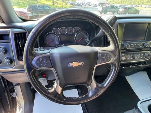 Used 2018 Chevrolet Silverado 1500 LT w/ All Star Edition AWD/4WD image 32