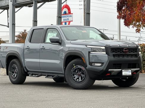 New 2026 Nissan Frontier Pro-X w/ Pro-X Convenience Package image 2