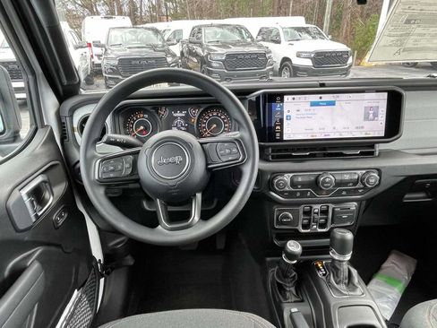 New 2026 Jeep Gladiator Sport image 21