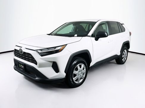 Used 2024 Toyota RAV4 LE image 3