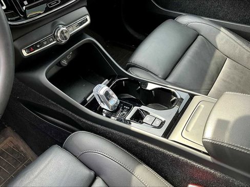 Certified 2023 Volvo XC40 B5 Plus w/ Driver Assist Package image 15